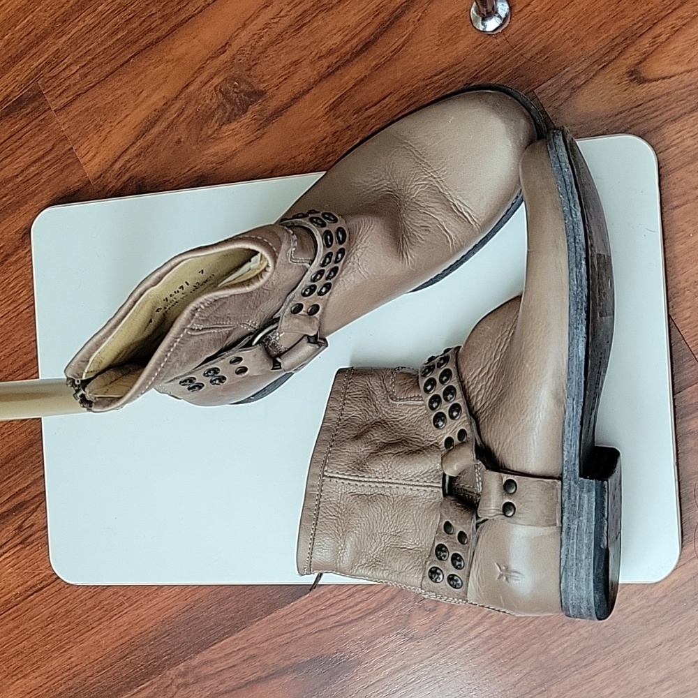 FRYE Phillip Studded Harness Boots Size 7
